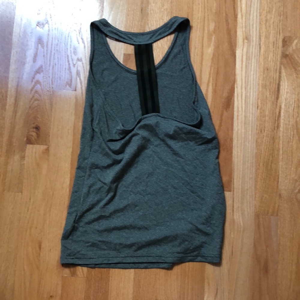 Adidas t-back workout top - Picture 2 of 3
